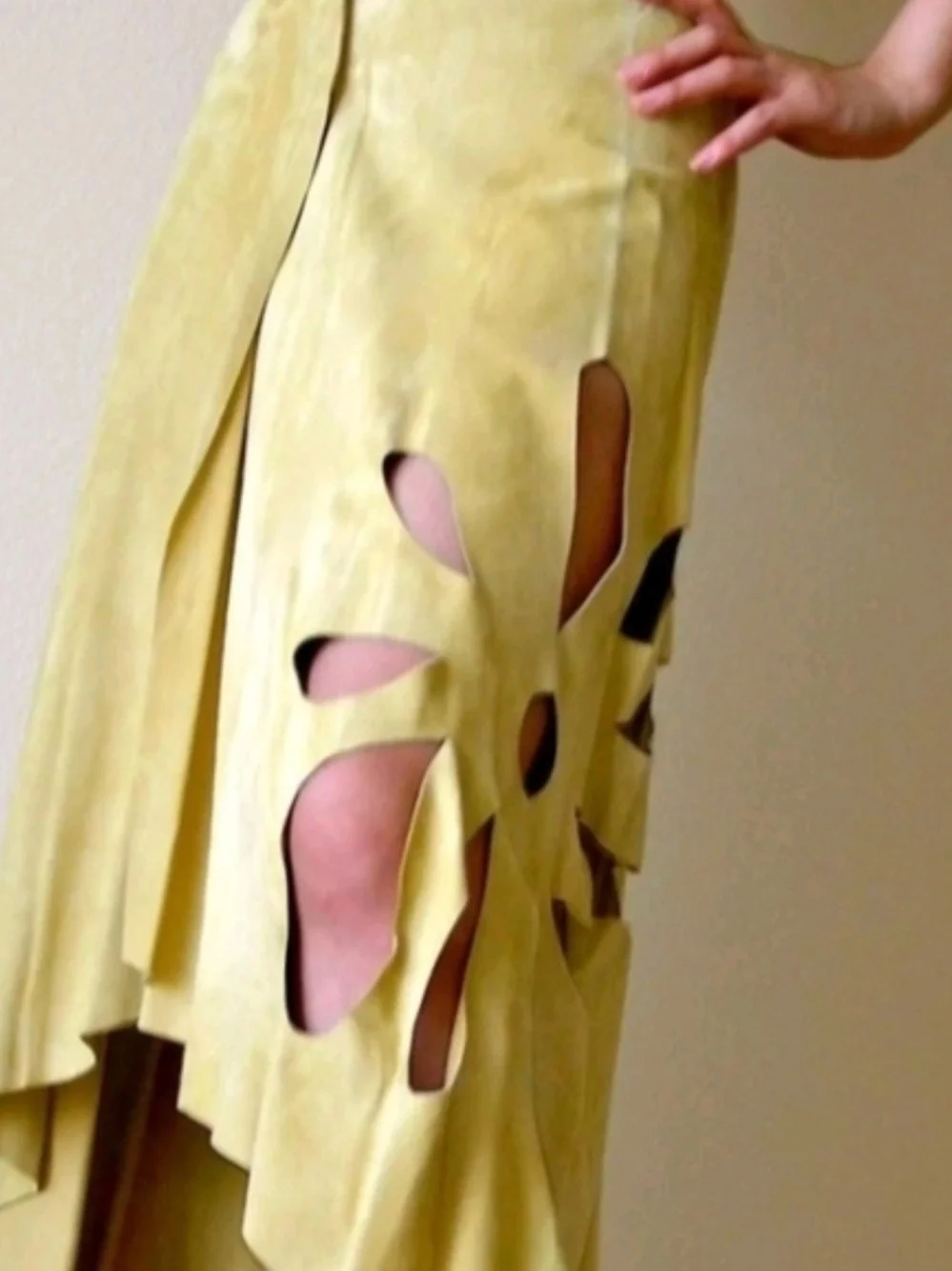 GUCCI BY TOM FORD WRAP SKIRT - Picture 6 of 10